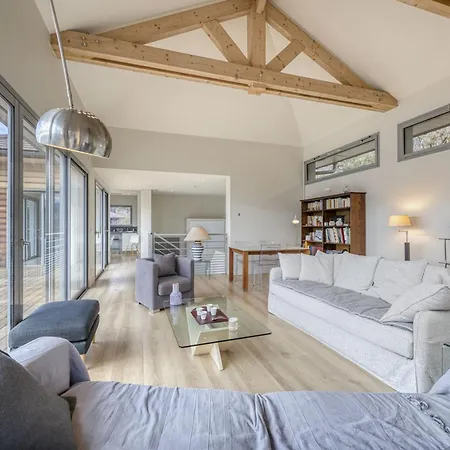 Villa Wooden 4